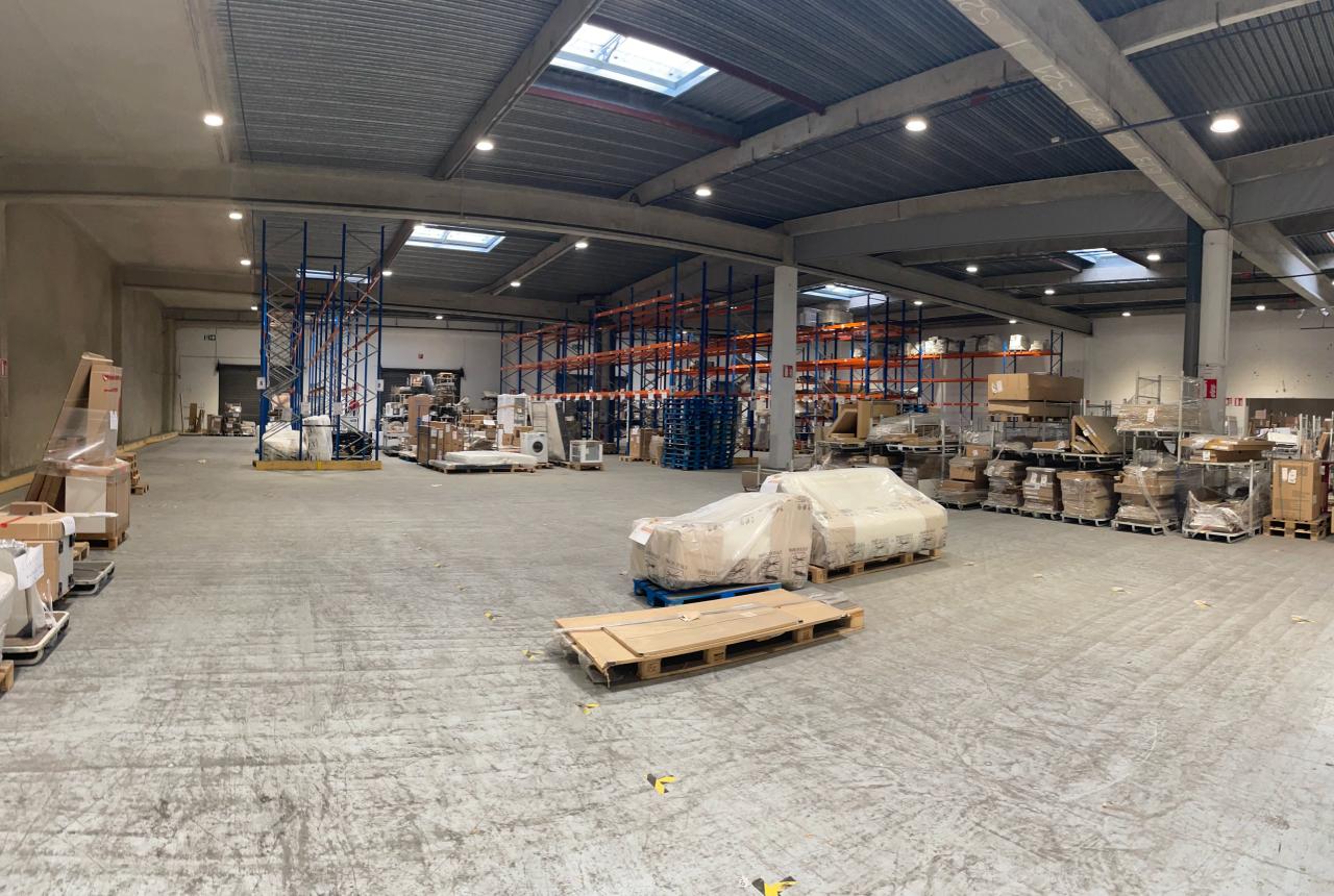 Entrepôt classe c Bruges 6517m² Location entrepôt classe c Bruges Gironde OLLOG2427344 2